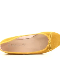 Ballerina Claudia Giallo