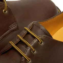 Stringata 1461 Crazy Horse Marrone
